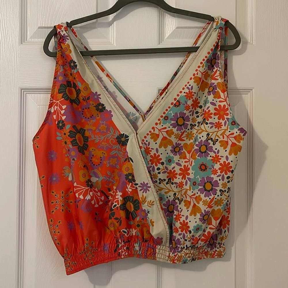 Natural Life silk-like top size S